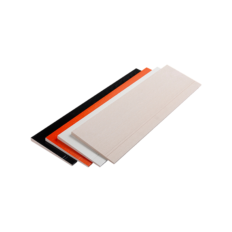 Paneles de pared compuestos de madera y plástico